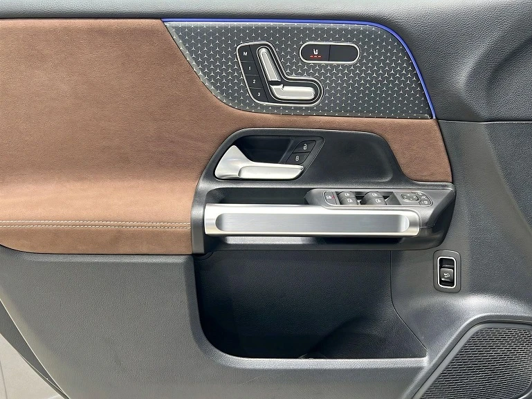 Mercedes-Benz GLB 220d 4Matic = AMG Line = Advanced Plus  | Mobile.bg   6