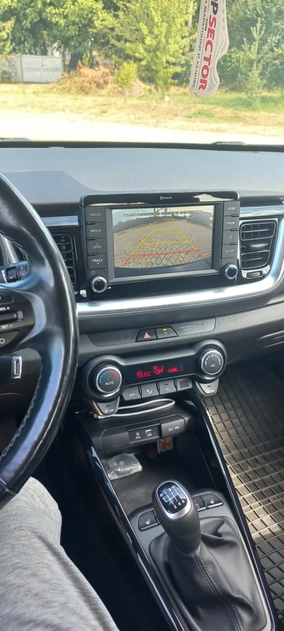 Kia Stonic 1.4i 6MT "EX" - изображение 8
