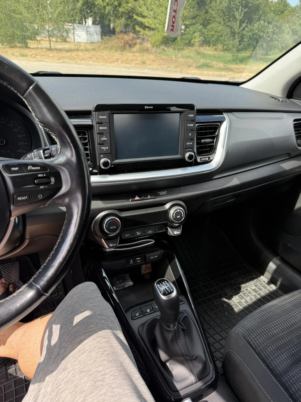 Kia Stonic 1.4i 6MT "EX" - изображение 7