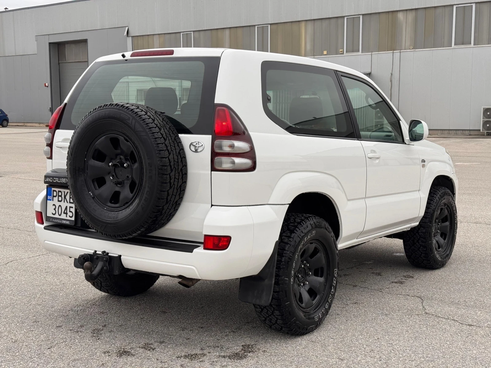 Toyota Land cruiser 2010г къса база Без ръжда Lift навигация, снимка 4 - Автомобили и джипове - 53981365