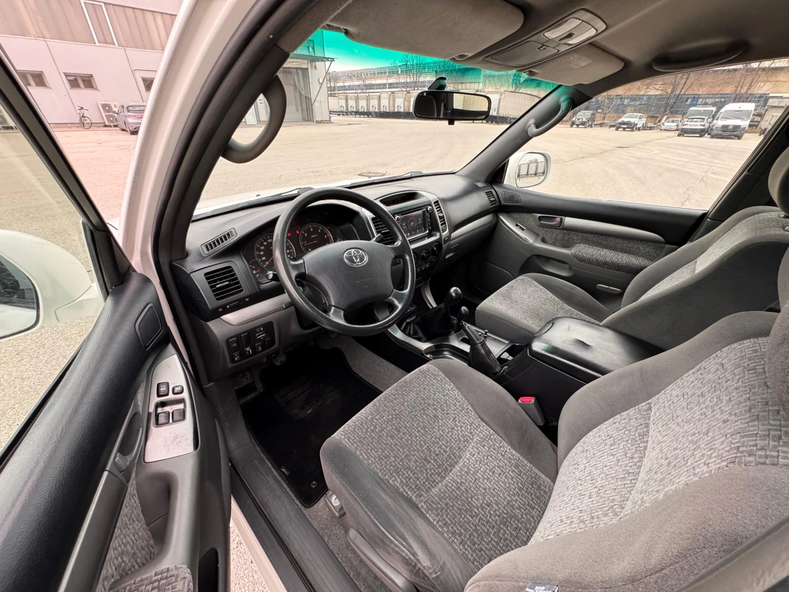 Toyota Land cruiser 2010г къса база Без ръжда Lift навигация, снимка 9 - Автомобили и джипове - 53981365