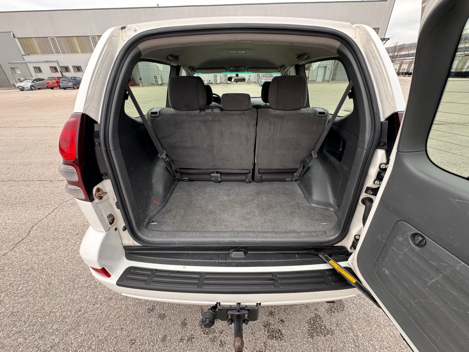 Toyota Land cruiser 2010г къса база Без ръжда Lift навигация, снимка 16 - Автомобили и джипове - 53981365