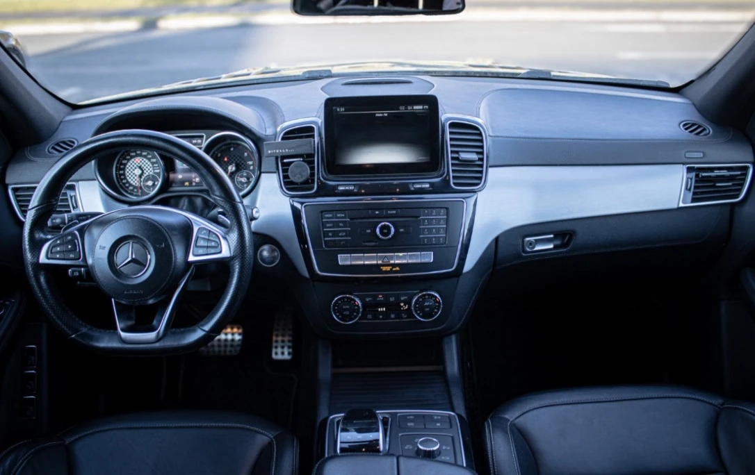 Mercedes-Benz GLS 350 d 4Matic AMG line, снимка 7 - Автомобили и джипове - 54064042