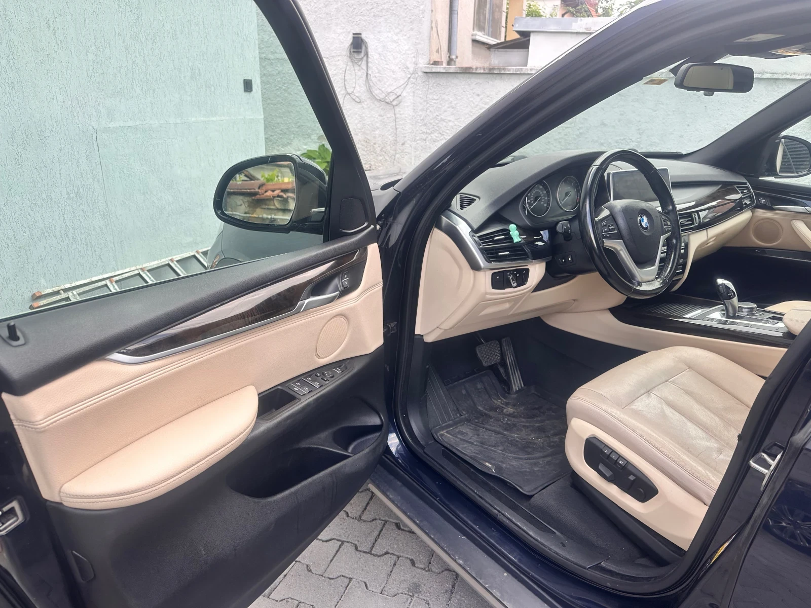 BMW X5 Xdrive35i | CarPlay | Панорама | Подгрев | ТОП, снимка 7 - Автомобили и джипове - 54663770