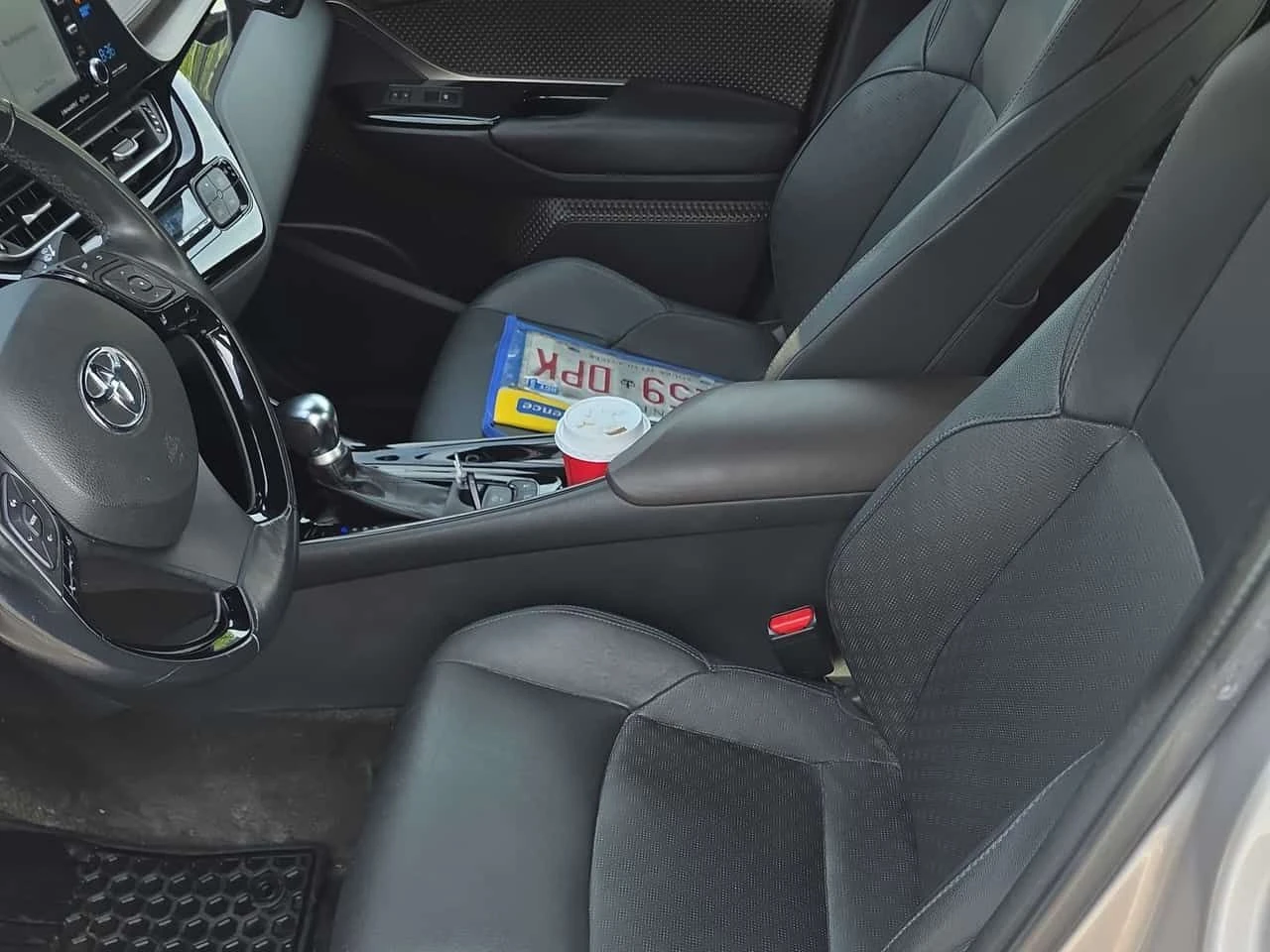 Toyota C-HR * FWD * Ltd Avail* АВТОКРЕДИТ БЕЗ ПЪРВОНАЧАЛНА* , снимка 17 - Автомобили и джипове - 54904428