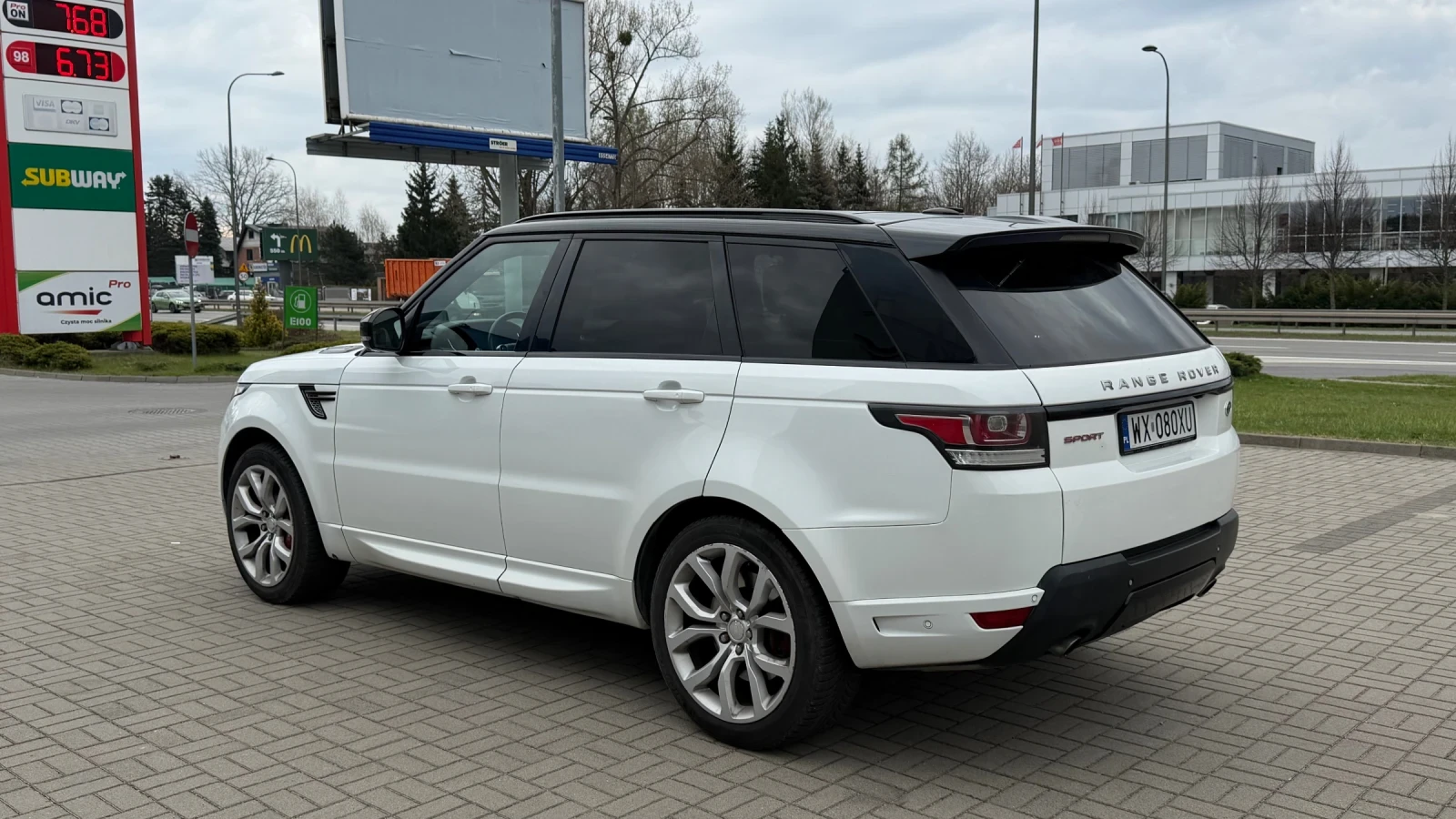 Land Rover Range Rover Sport 3.0D HSE SPORT, снимка 4 - Автомобили и джипове - 54905892
