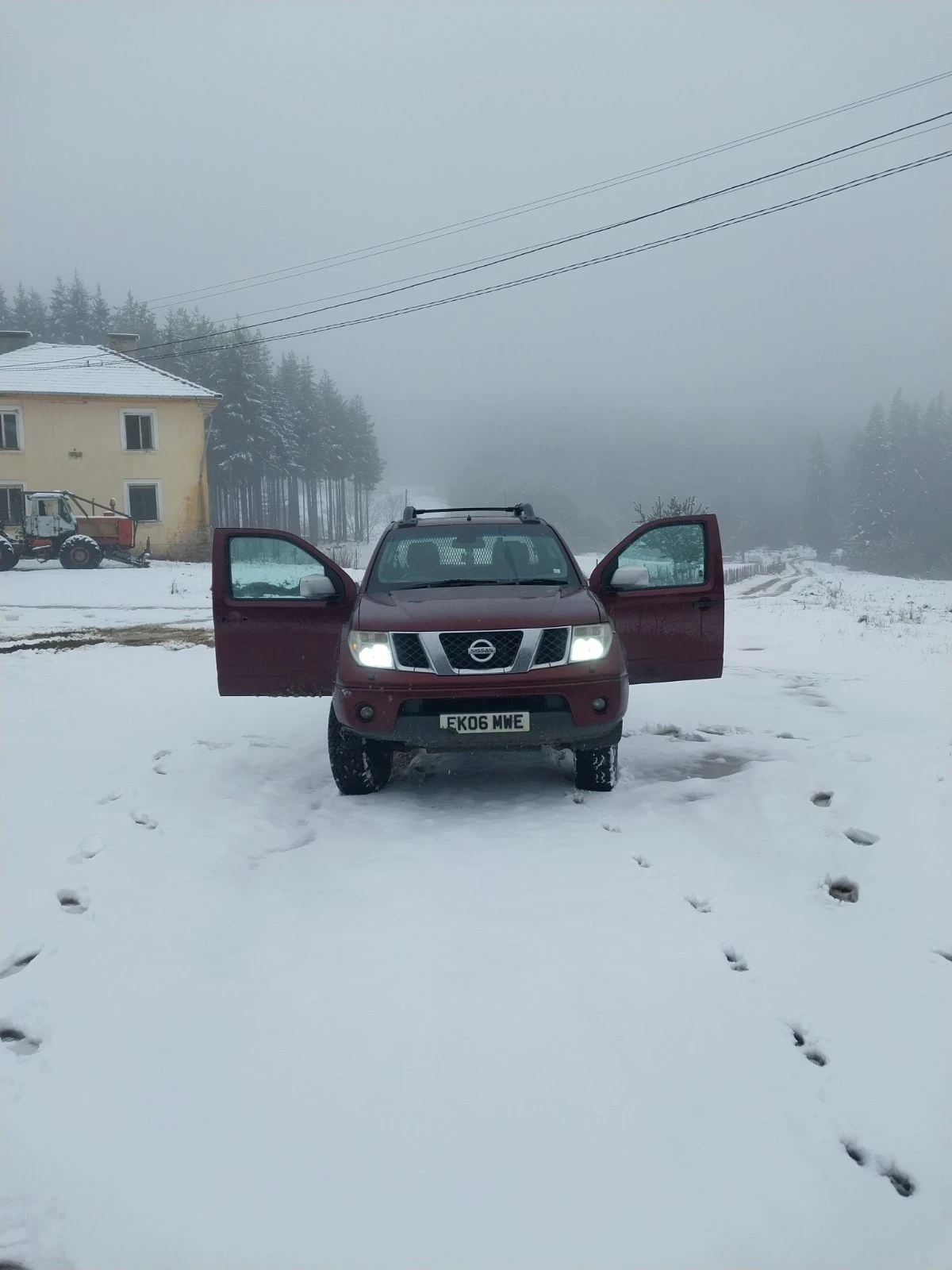 Nissan Navara, снимка 3 - Автомобили и джипове - 55051406