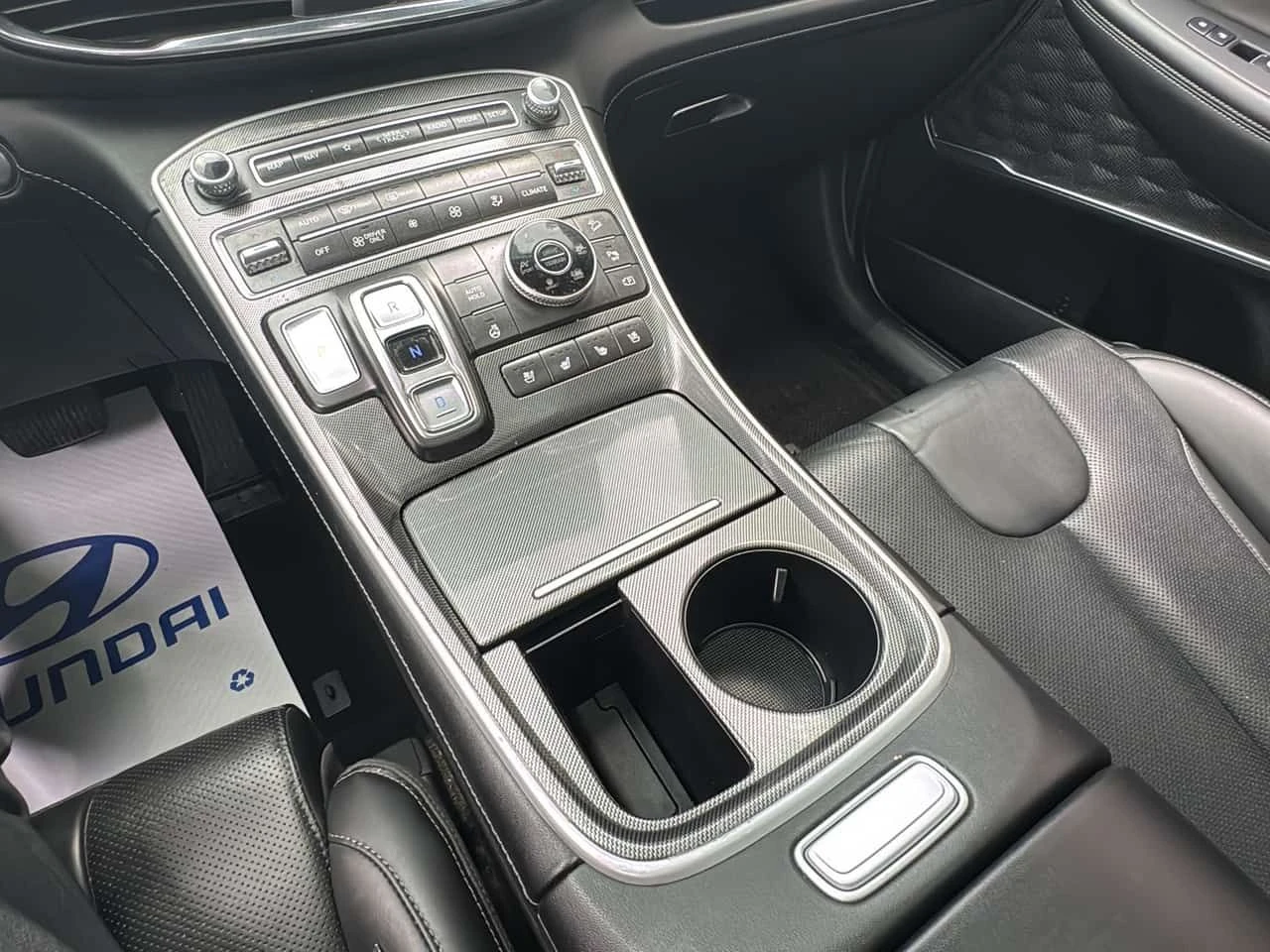 Hyundai Santa fe Luxury/ПАНОРАМА/ДИСТРОНИК/OT HYUNDAI, снимка 11 - Автомобили и джипове - 55085485