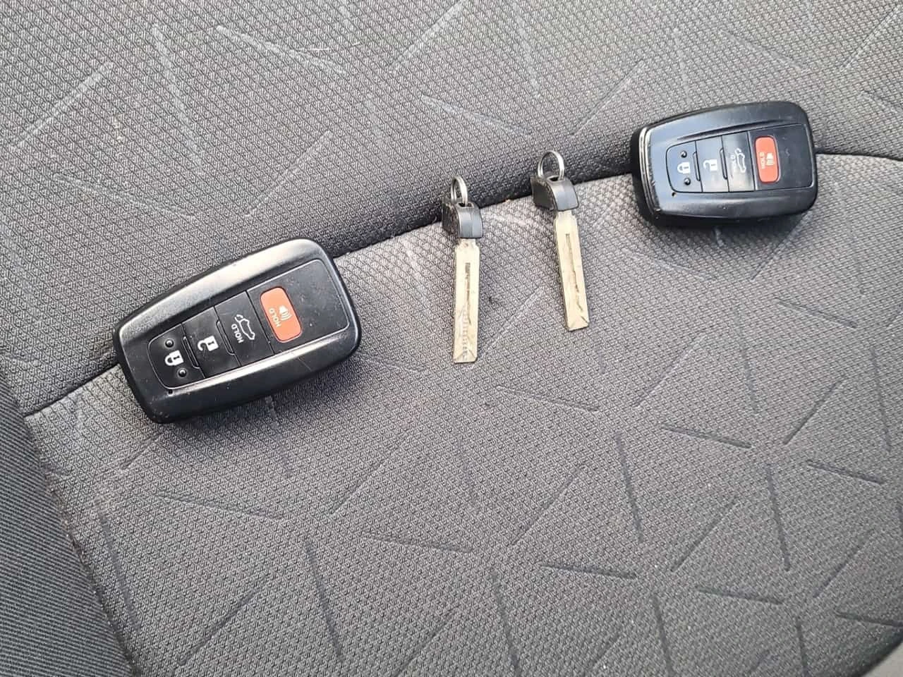 Toyota Rav4 * XLE * CARFAX * ����� �� ����������� | Mobile.bg � ����������� 8
