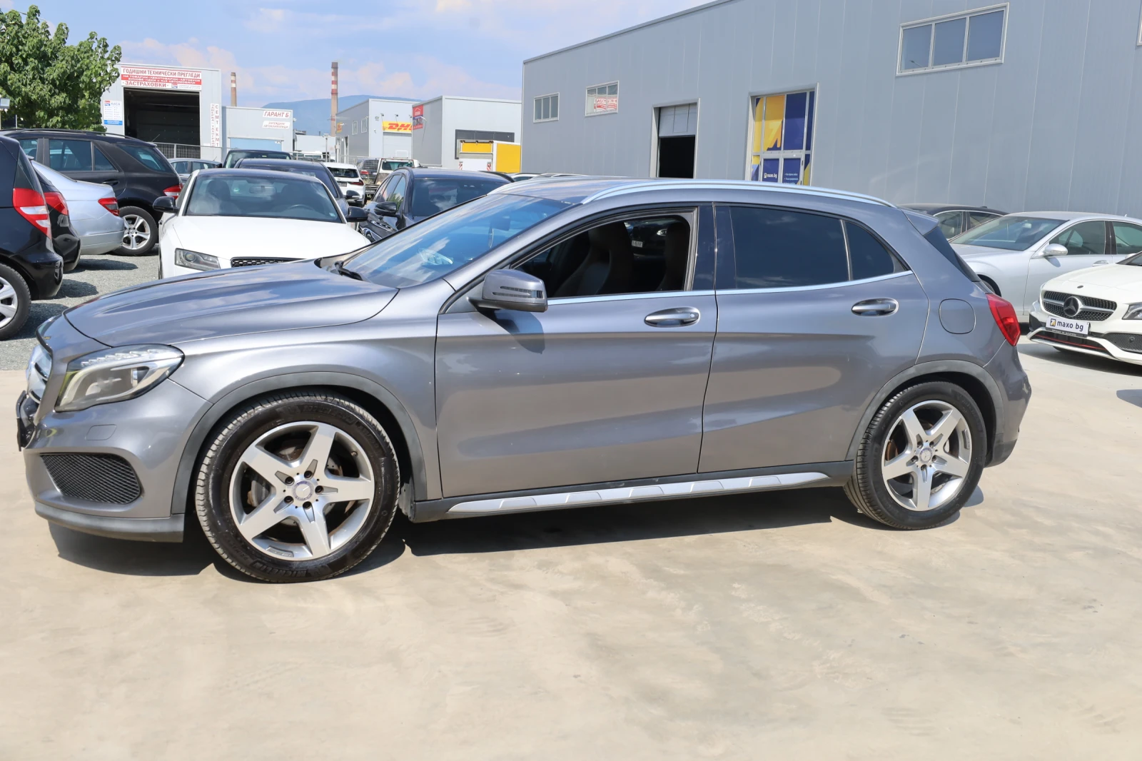 Mercedes-Benz GLA 200  4-МATIC/AMG/HARMAN-KARDON/PODGREV/LIZING, снимка 4 - Автомобили и джипове - 55576092