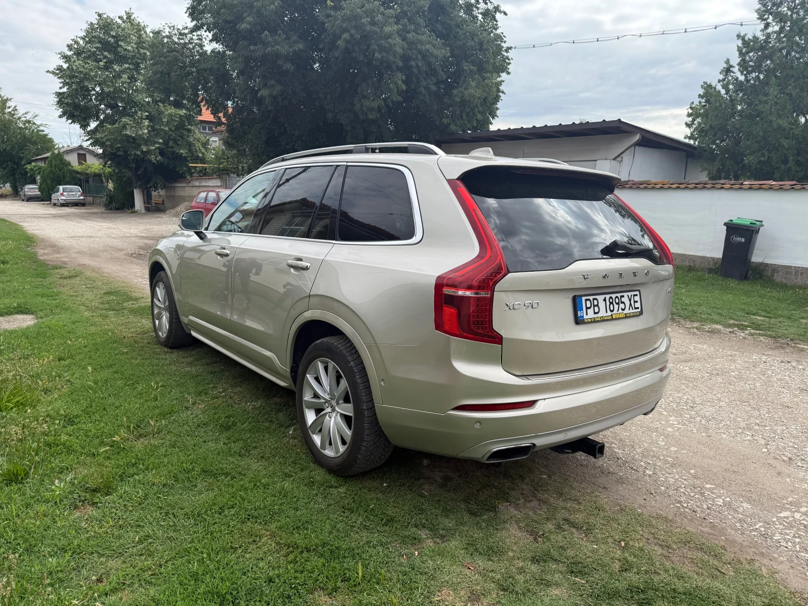 Volvo Xc90, снимка 3 - Автомобили и джипове - 55786701