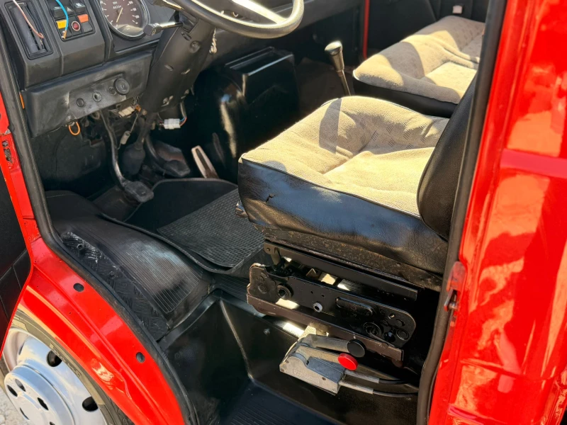 Iveco Daily 2.5 дизел Самосвал, снимка 15 - Бусове и автобуси - 52255381