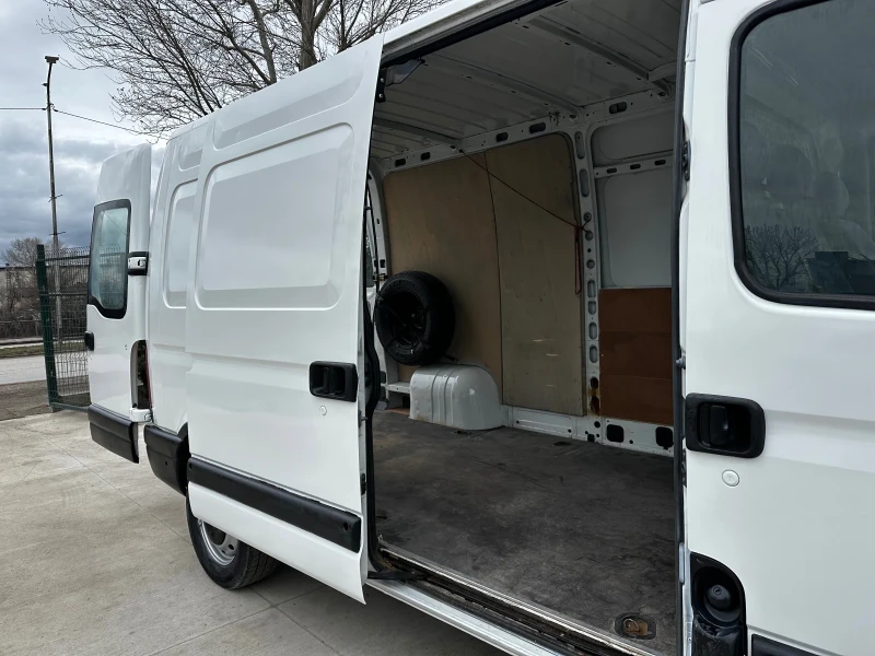 Opel Movano 2.8DTI* Климатик* , снимка 15 - Бусове и автобуси - 53249783