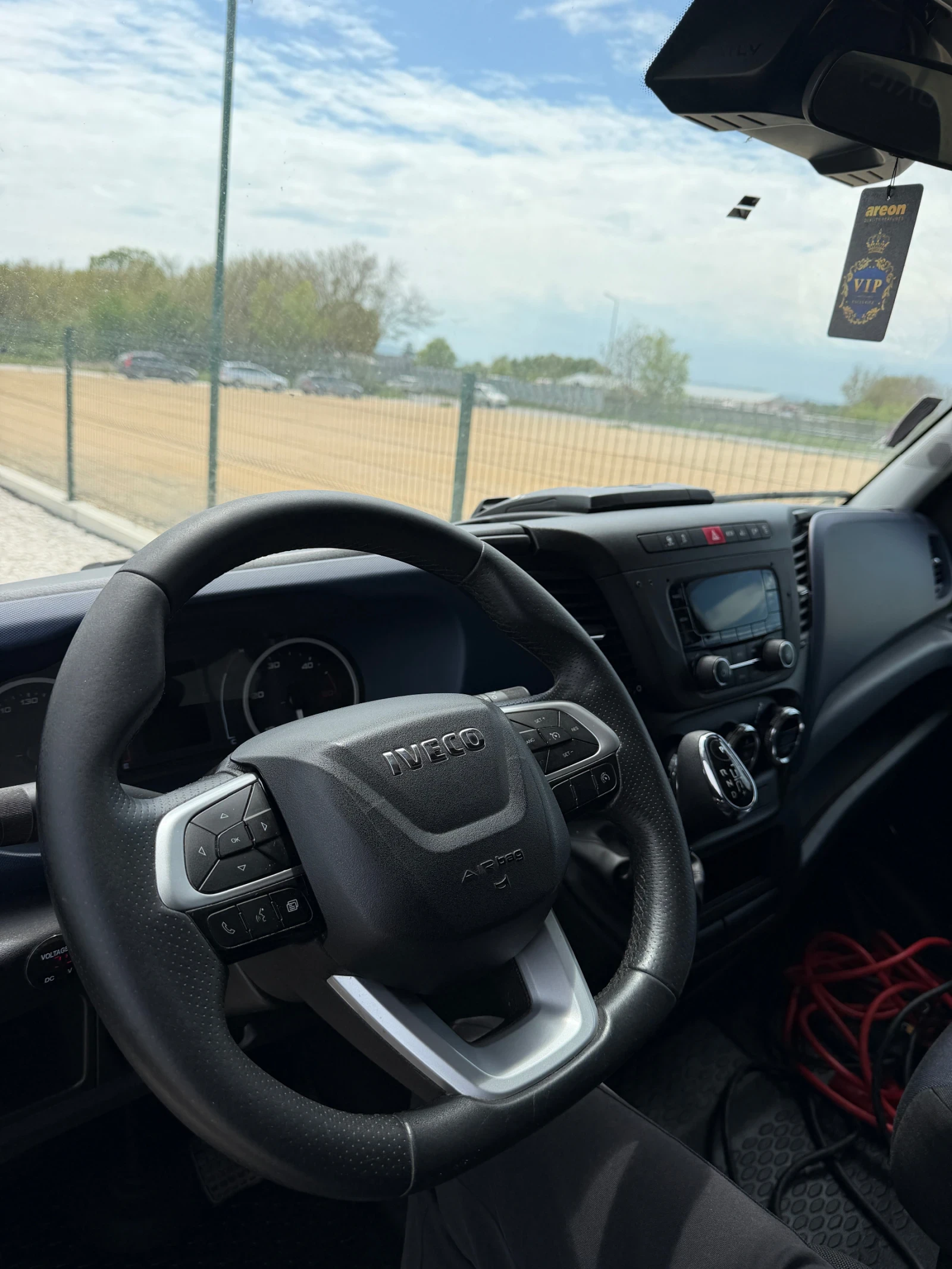 Iveco Daily С подсигурена работа, снимка 2 - Бусове и автобуси - 54486256