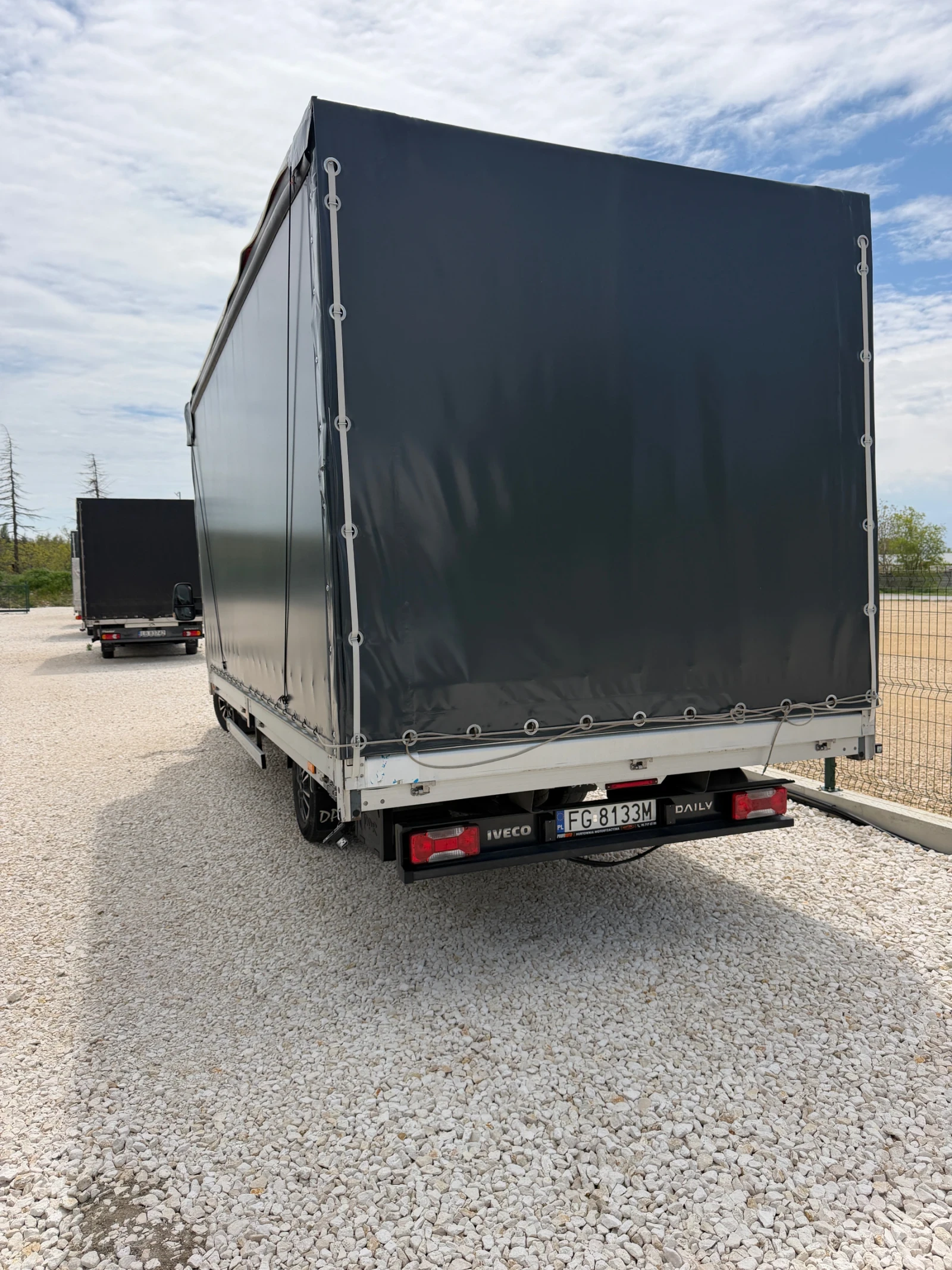 Iveco Daily С подсигурена работа, снимка 4 - Бусове и автобуси - 54486256