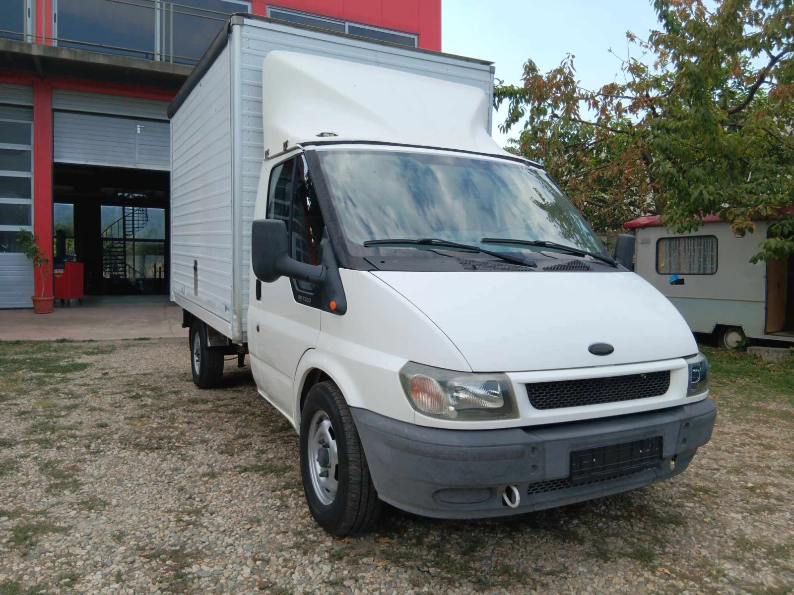 Ford Transit 2.4 - изображение 3