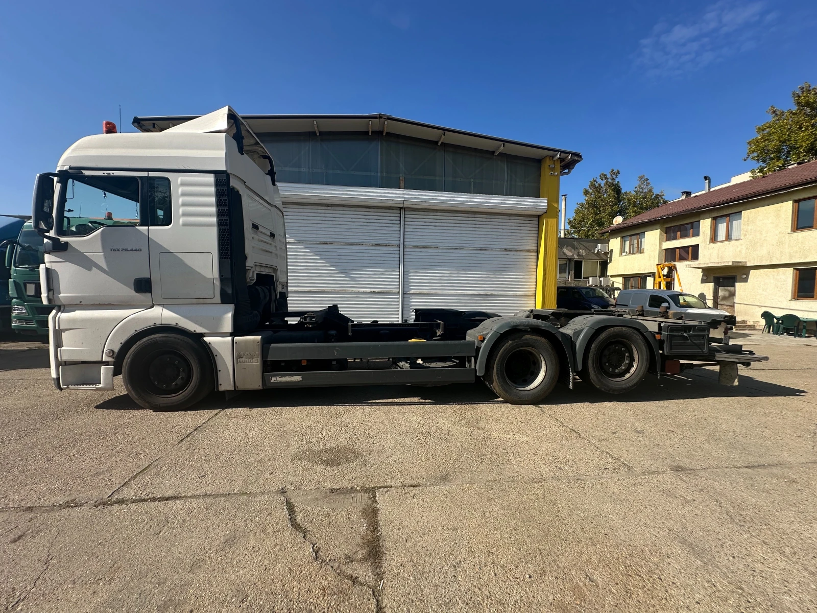 Man Tgx TGX 26.440 6x2-2LL - изображение 4