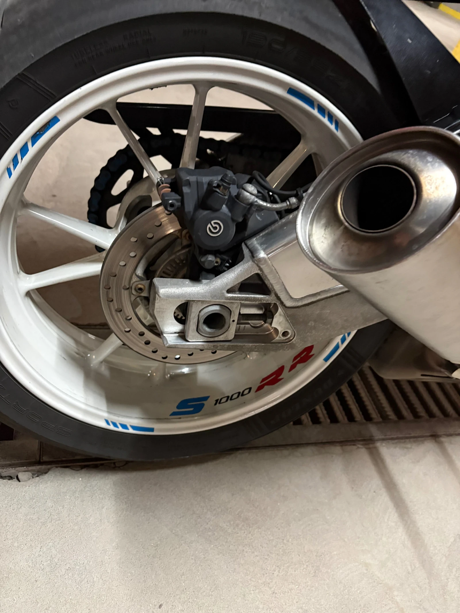 BMW S 1000RR, снимка 9 - Мотоциклети и мототехника - 54693593