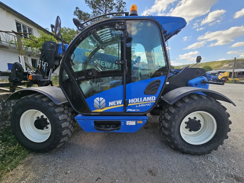 Телескопичен товарач New Holland LM5040, снимка 2 - Селскостопанска техника - 47335312