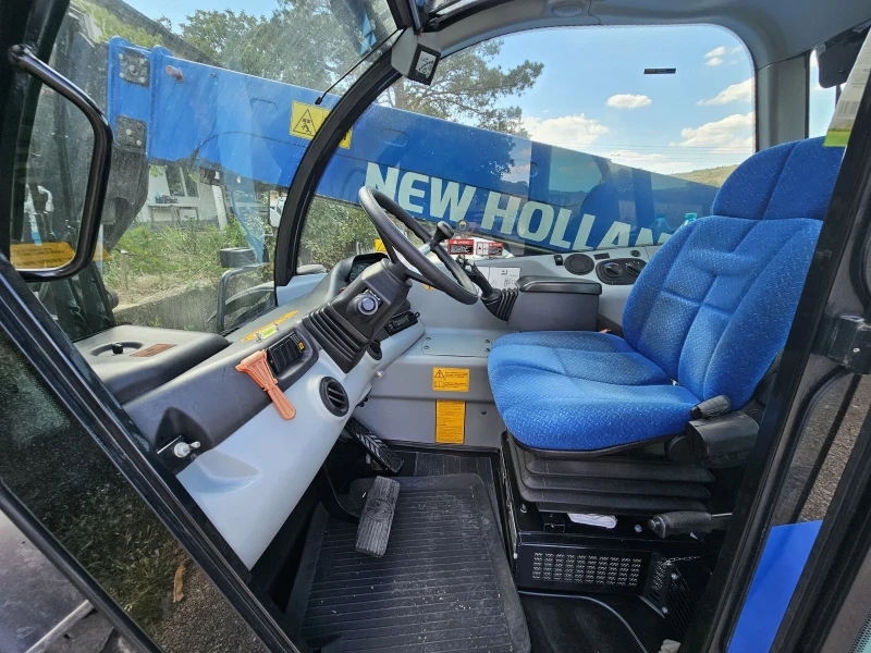 Телескопичен товарач New Holland LM5040, снимка 3 - Селскостопанска техника - 47335312