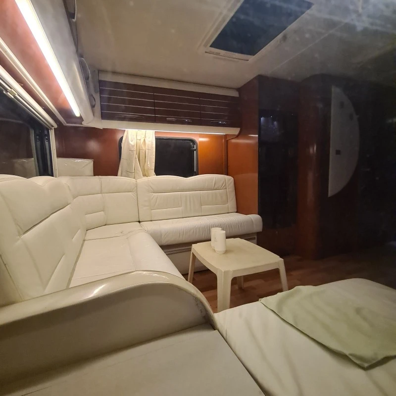 Каравана Други COMFORT V.I.P. 8M, снимка 12 - Каравани и кемпери - 41749631