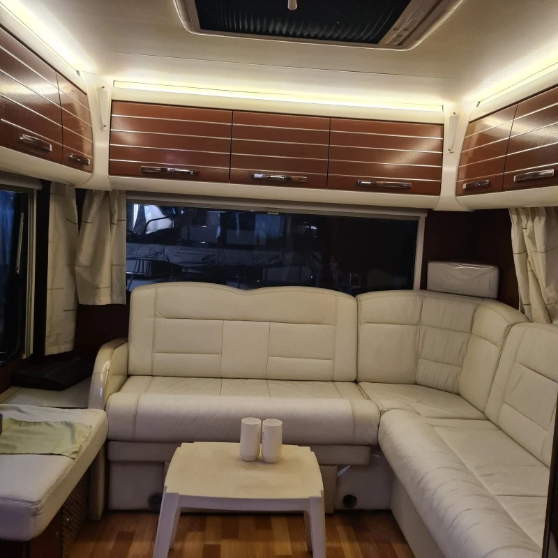 Каравана Други COMFORT V.I.P. 8M, снимка 13 - Каравани и кемпери - 41749631