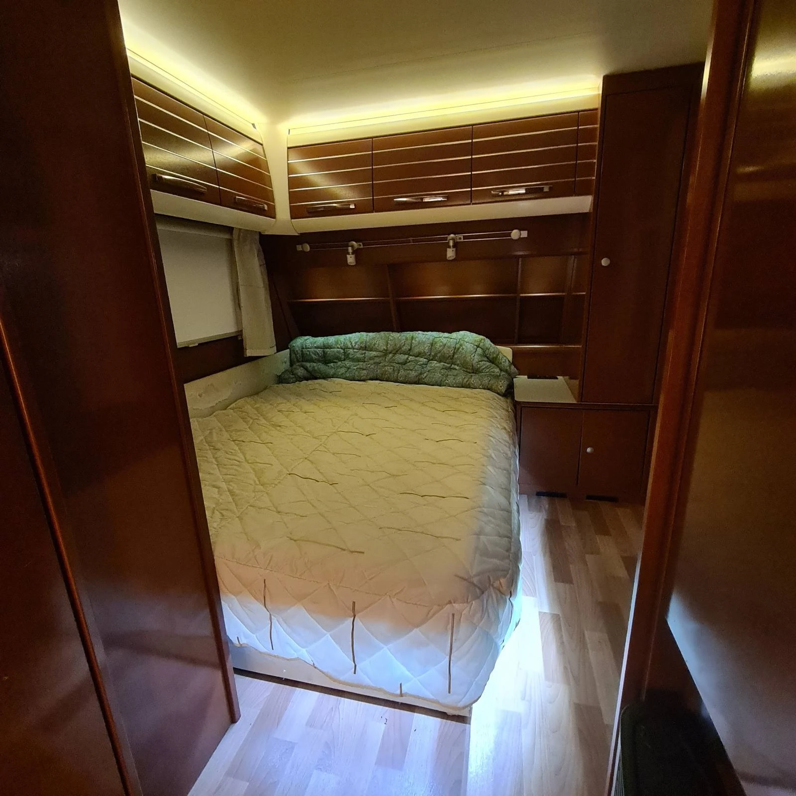 �������� COMFORT V.I.P. 8M | Mobile.bg � ����������� 14