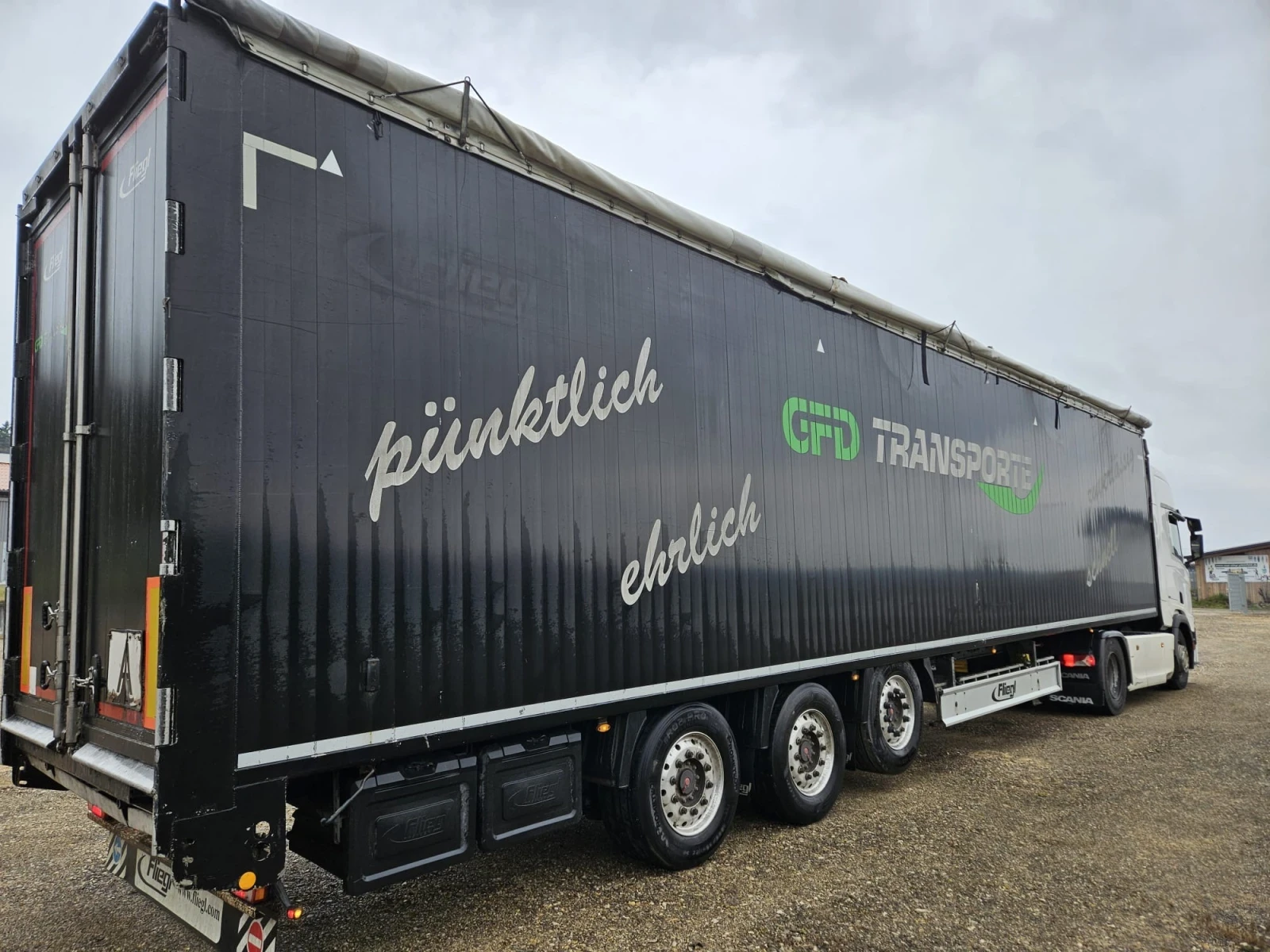 Полуремарке Fliegl 92 куб / тара 7200 кг