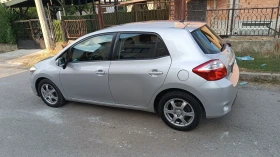 Toyota Auris 1.6-132к.с.топ състояние , снимка 7
