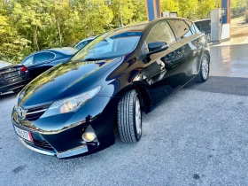 Toyota Auris 1.4D4D* PANORAMA* KAMERA* REALNI KM* , снимка 3