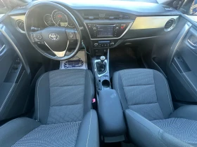 Toyota Auris 1.4D4D* PANORAMA* KAMERA* REALNI KM* , снимка 10