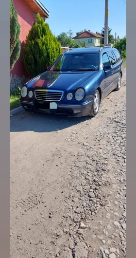     Mercedes-Benz E 320 Avangard