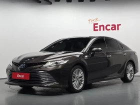 Toyota Camry  (Xv70) 2.5 Xle Hybrid
