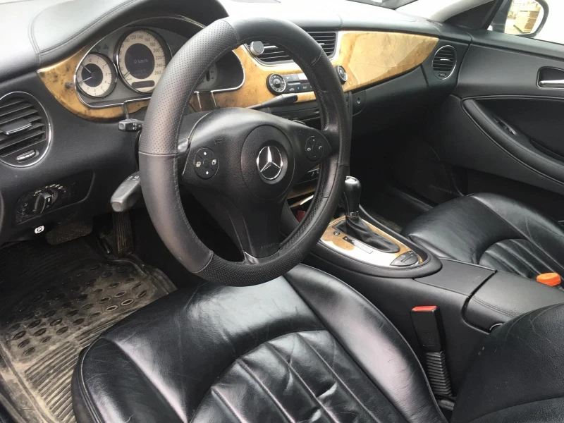 Mercedes-Benz CLS 320 320 , снимка 2 - Автомобили и джипове - 52698697