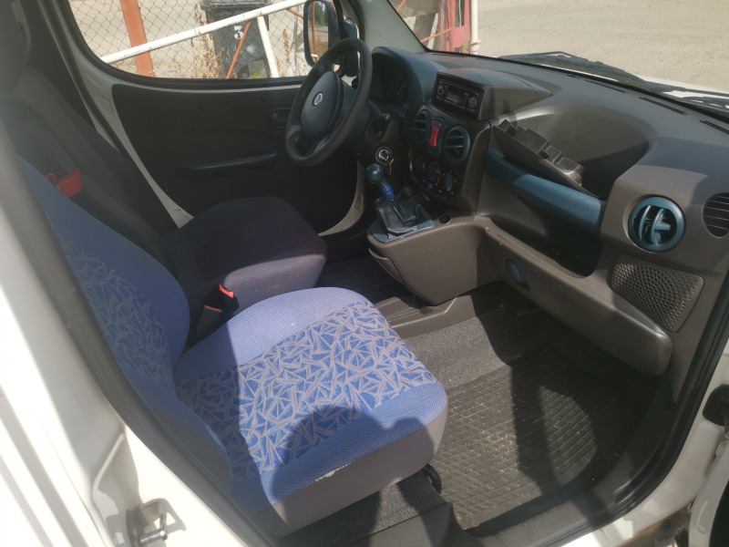 Fiat Doblo 1.9D клима , снимка 9 - Автомобили и джипове - 46443453