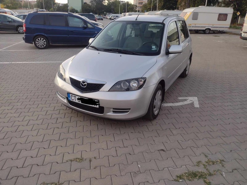 Mazda 2, снимка 1 - Автомобили и джипове - 47367216