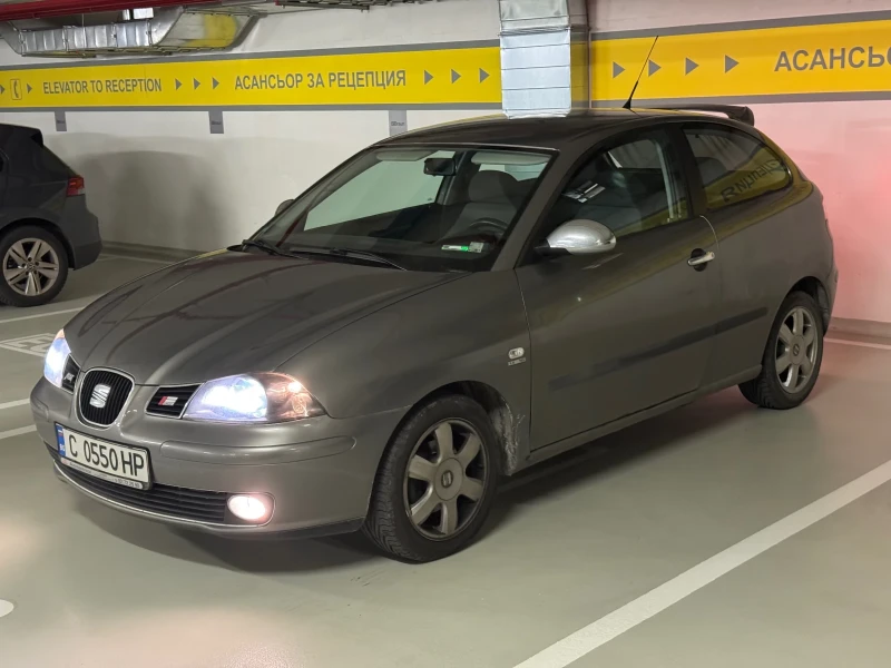 Seat Ibiza Stella 1.2 12V 102 000 km първи собственик !, снимка 2 - Автомобили и джипове - 48044948