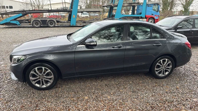 Mercedes-Benz C 200, снимка 4 - Автомобили и джипове - 48477933