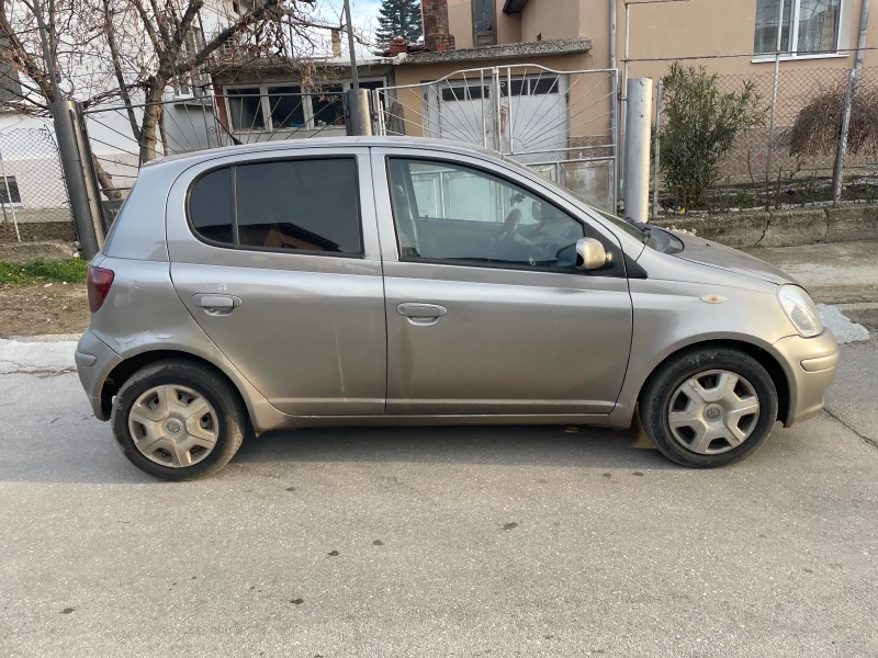 Toyota Yaris, снимка 3 - Автомобили и джипове - 48673330