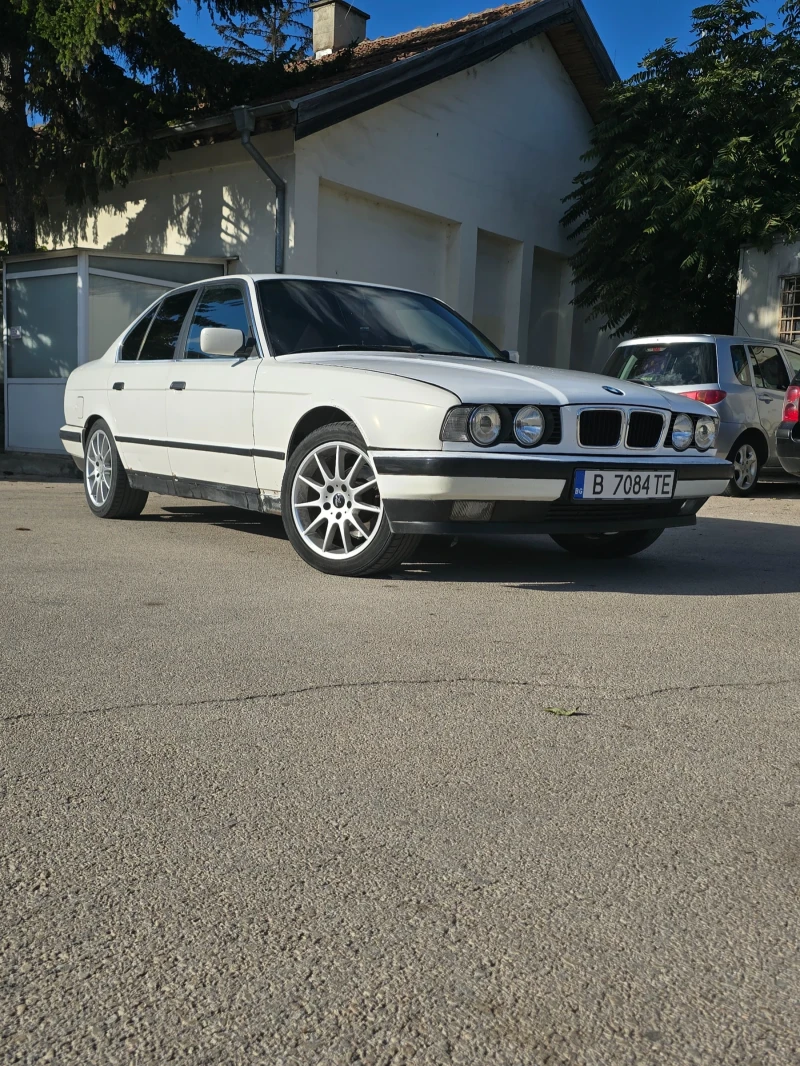 BMW 520, снимка 8 - Автомобили и джипове - 48947949