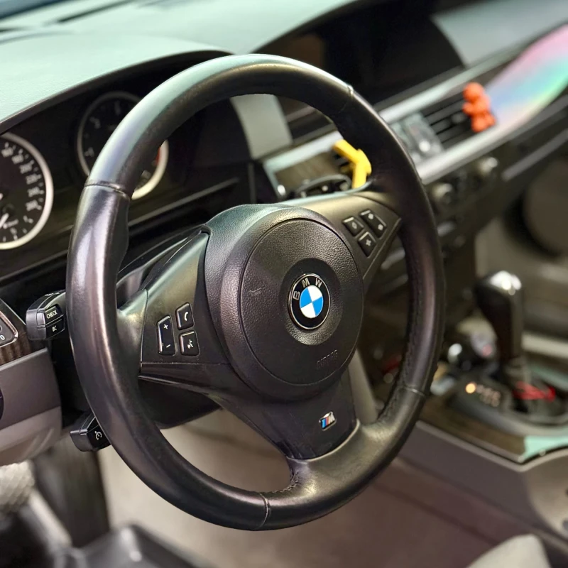 BMW 535 * Фабричен M-Пакет* * Head-Up* * Подгрев* , снимка 8 - Автомобили и джипове - 51588770