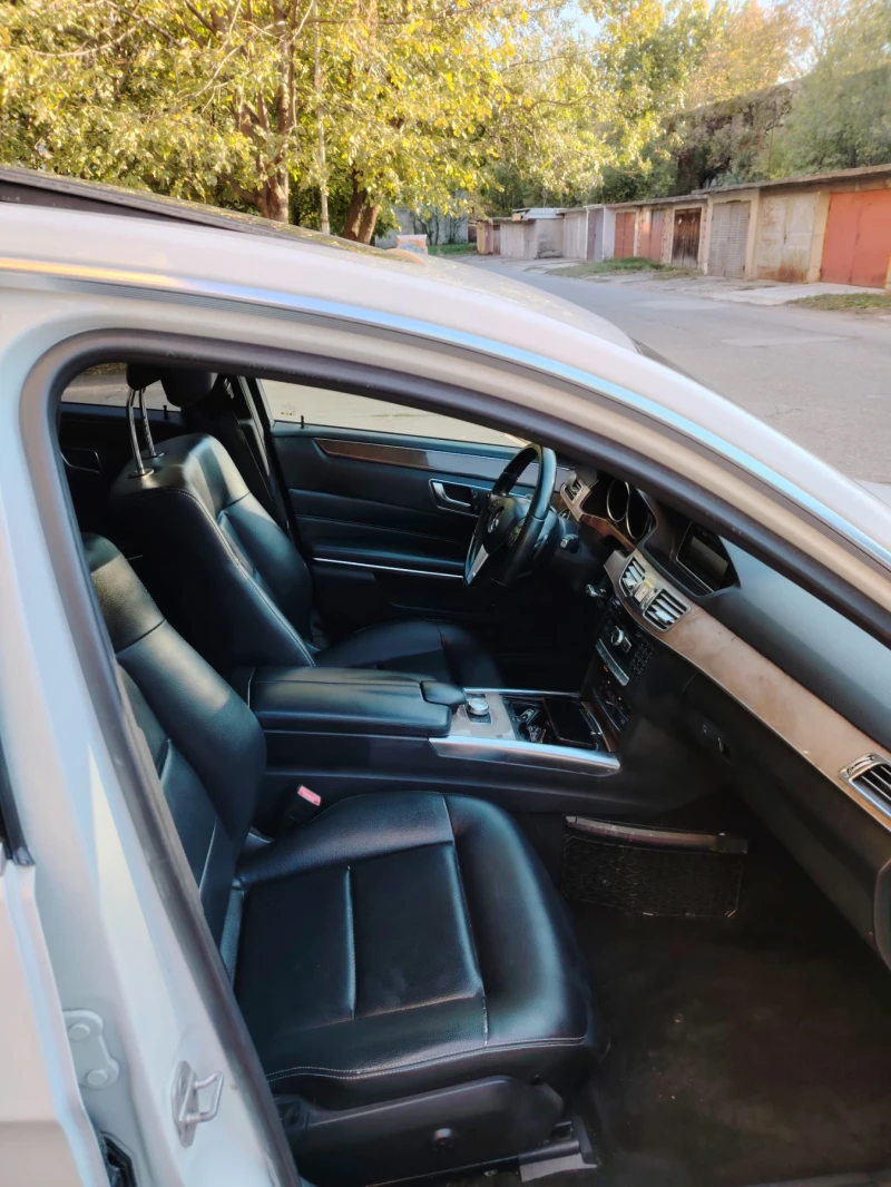 Mercedes-Benz E 350 Е 350 бензин АМГ пакет 2014г , снимка 9 - Автомобили и джипове - 52450290