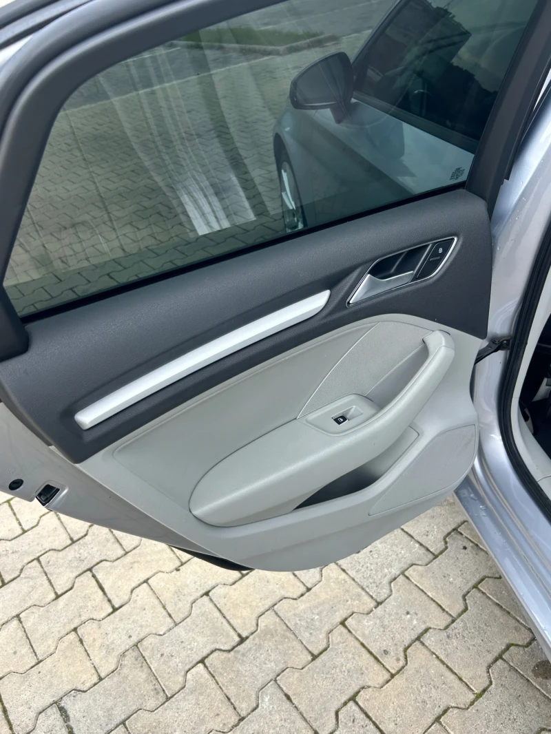 Audi A3 Premium, снимка 12 - Автомобили и джипове - 52475769