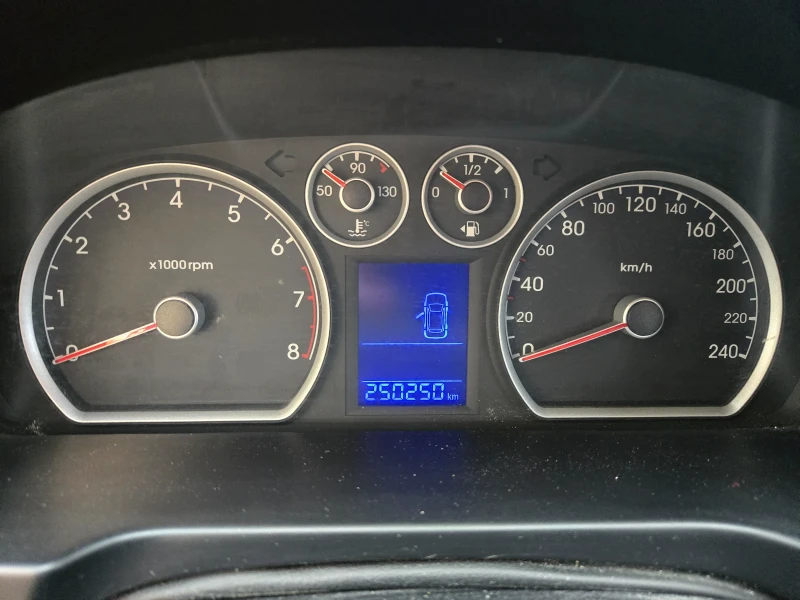 Hyundai I30 Комби - Lpg, снимка 7 - Автомобили и джипове - 52876715