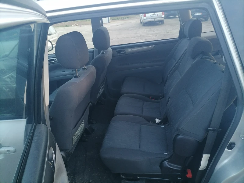 Toyota Avensis verso, снимка 5 - Автомобили и джипове - 52909818