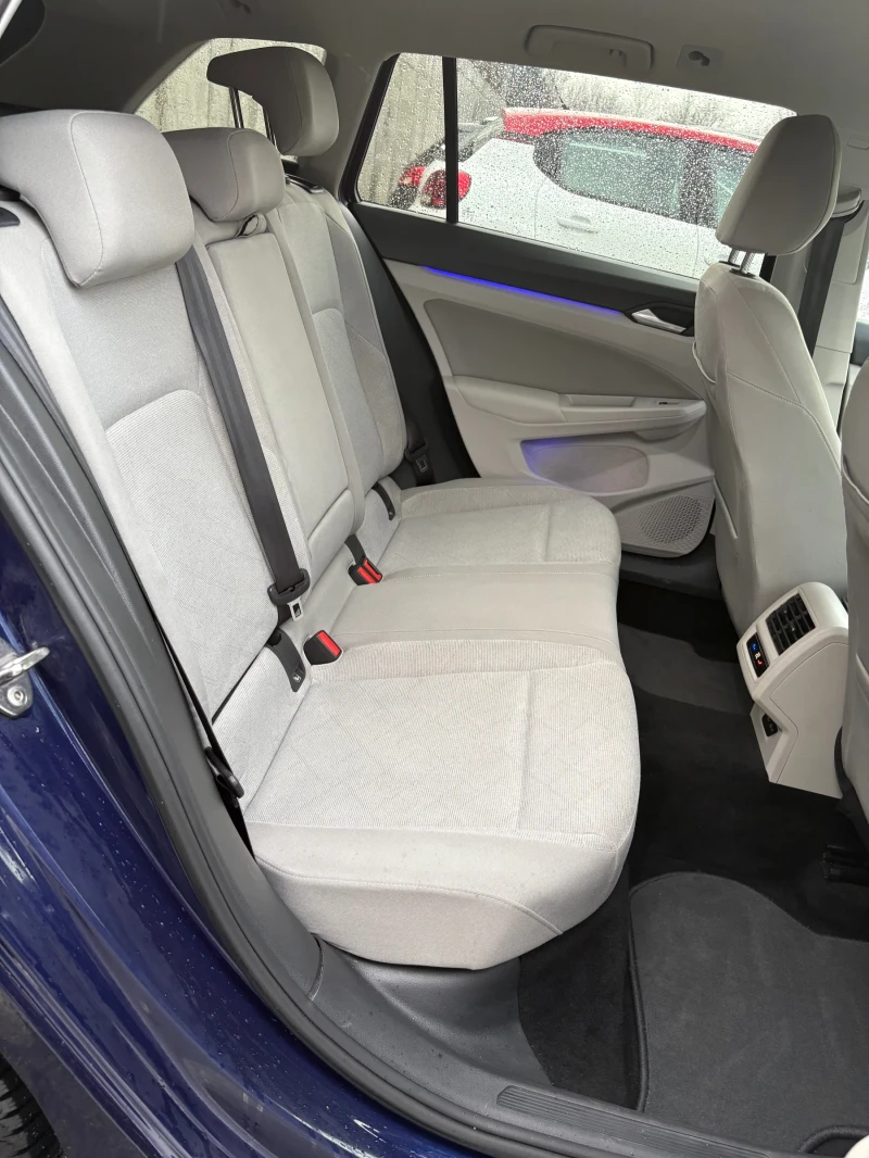 VW Golf Variant, снимка 11 - Автомобили и джипове - 53276313