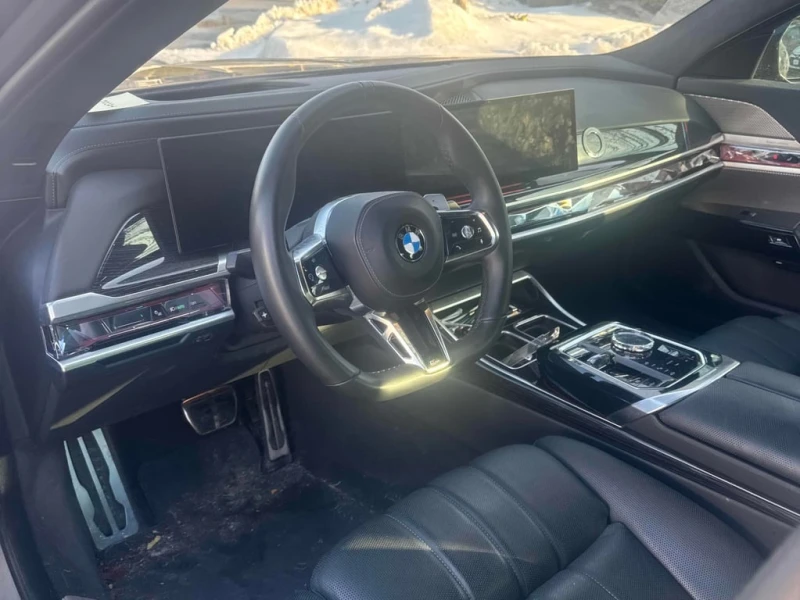 BMW 760 * 760i xDrive * CARFAX * БЕЗ ПЪРВОНАЧАЛНА ВНОСКА, снимка 6 - Автомобили и джипове - 53298577