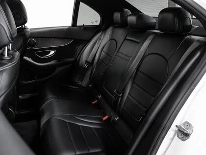 Mercedes-Benz C 300 4MATIC* АвтоКредит* (ЦЕНА ДО БГ), снимка 8 - Автомобили и джипове - 54139686