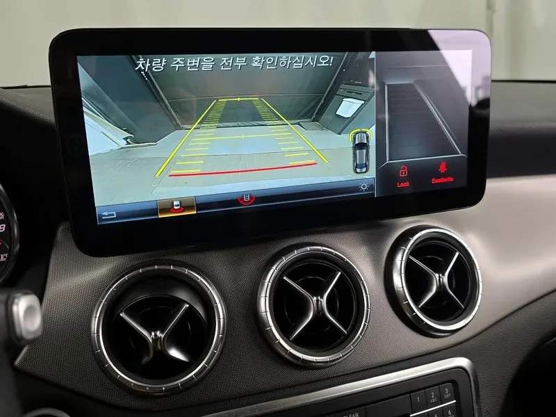 Mercedes-Benz CLA, снимка 15 - Автомобили и джипове - 54288279