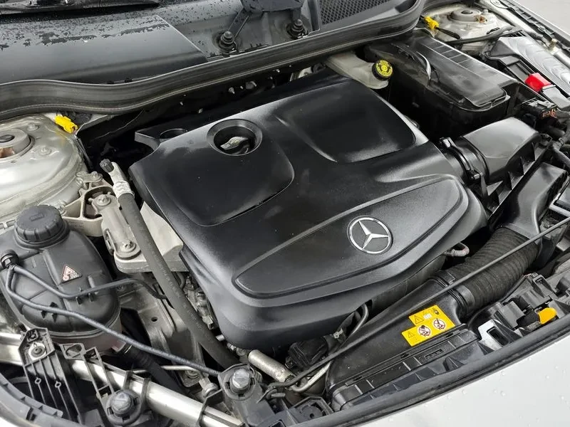 Mercedes-Benz CLA, снимка 6 - Автомобили и джипове - 54288279